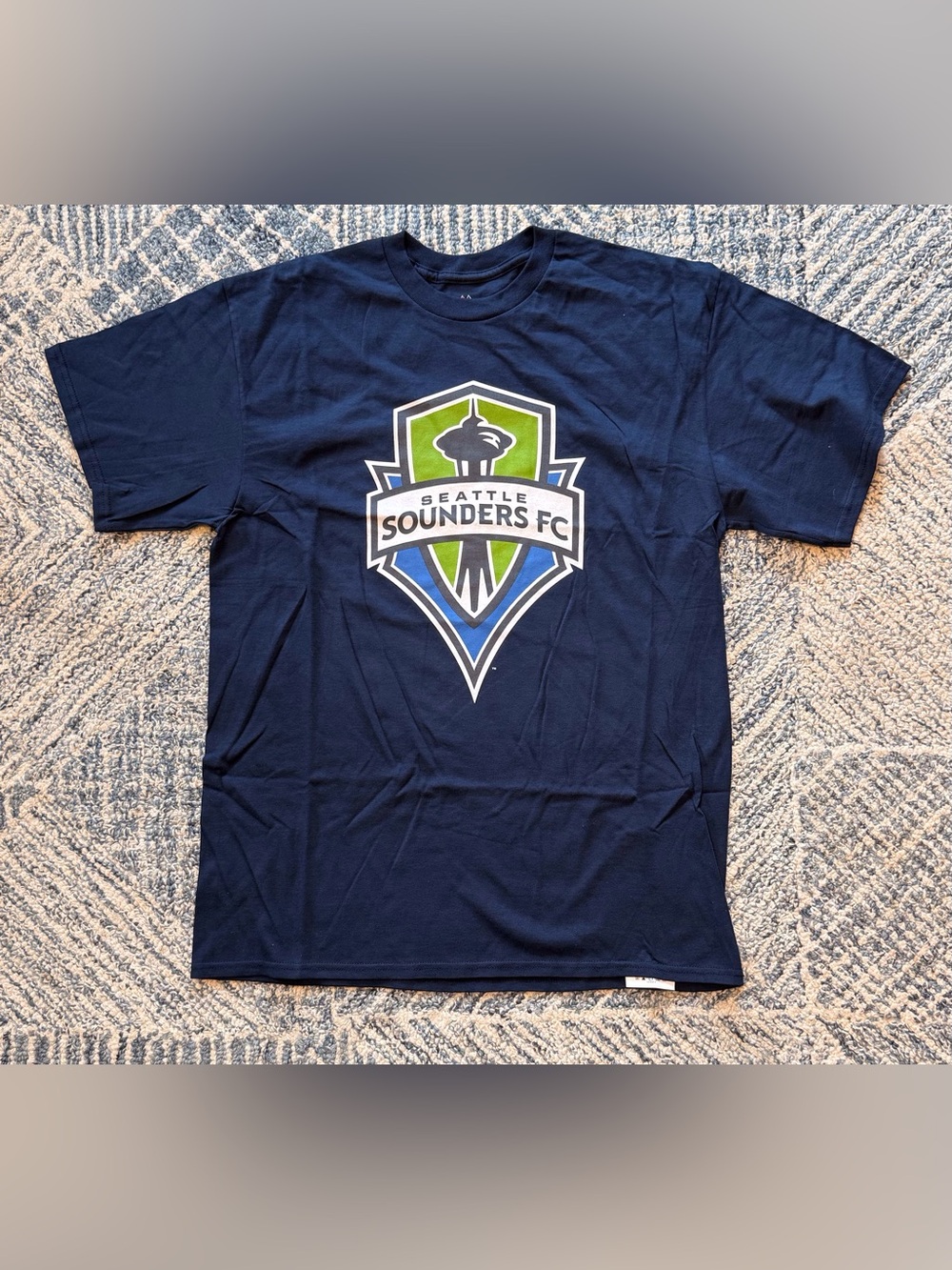 MAJESTIC Navy Cotton Seattle Sounders F.C. Men’s Tee Shirt Large